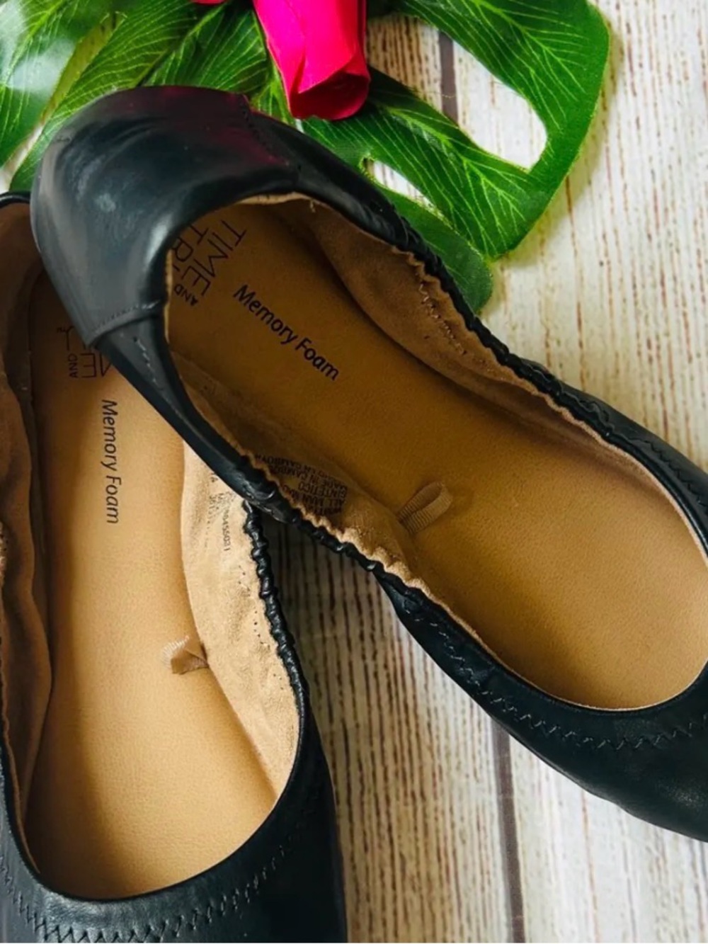 Time and Tru Black Women’s Ballet Flats